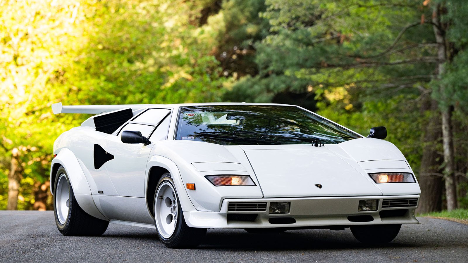 10 clássicos sem lance mínimo que prometem agitar a Monterey Car Week 2025 - Imagem do artigo original